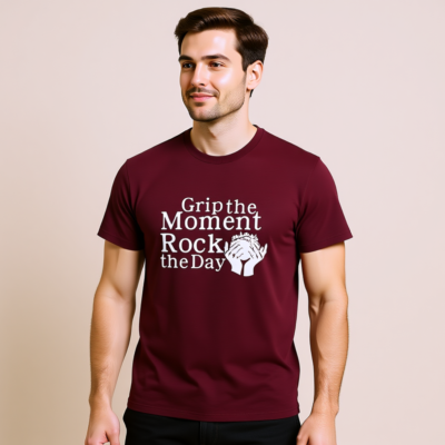 Grip the Moment, Rock the Day Men's classic tee